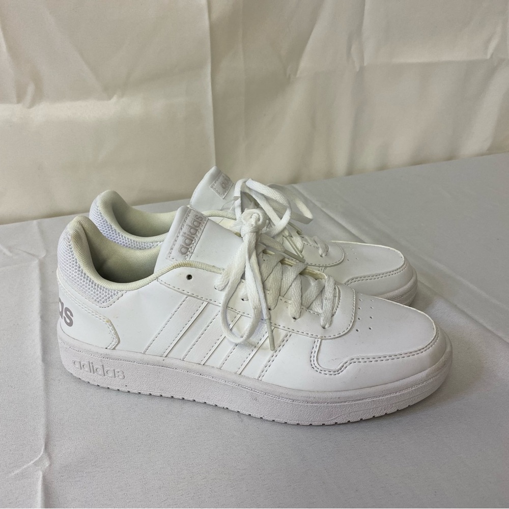 adidas Hoops 2.0 Classic Low - Women’s Size 8.5.
